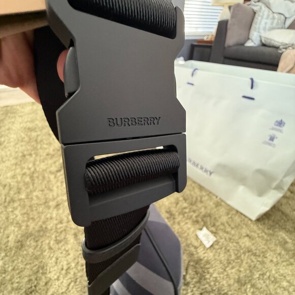 Burberry Navy Grey IP Check Canvas Leather MD Sonny Belt Bag - Picture 14 of 16